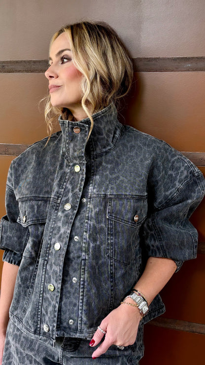PRIMAL BLACK JACKET